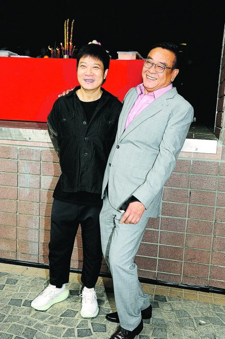  称好演员要准时能挨 胡枫获金像奖终身成就奖