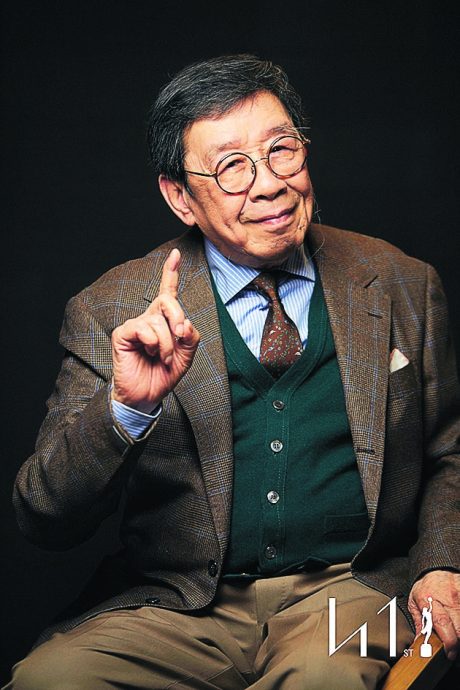  称好演员要准时能挨 胡枫获金像奖终身成就奖