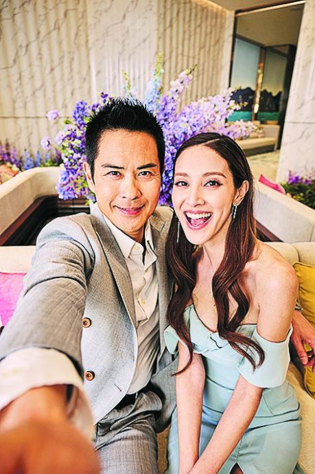 笑陈凯琳演技零进步 郑嘉颖称难夫妻档拍剧