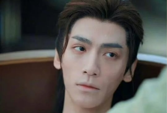 罗云熙瘦脱相被亏像骷髅 本尊上线求增胖食谱