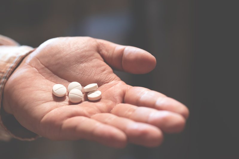 罗马“安眠药帮”犯罪频传 锁定老人下药抢劫