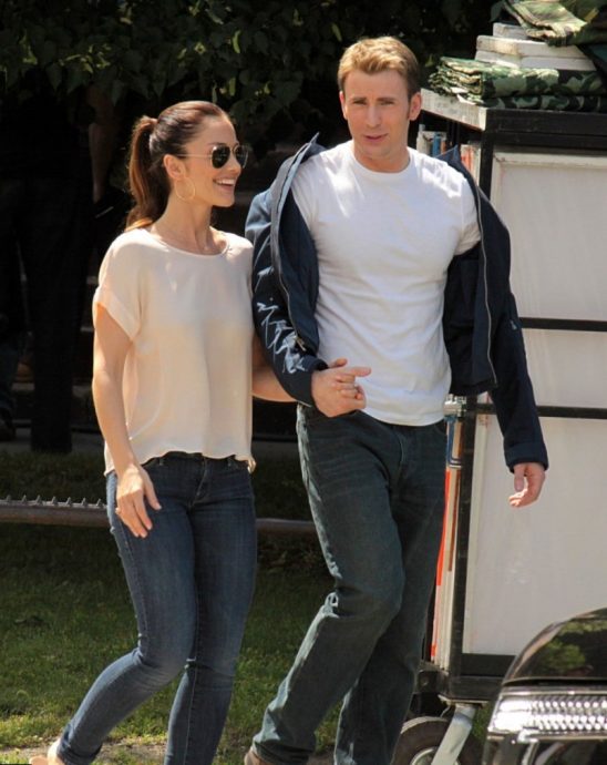 美国队长旧爱米卡凯莉  惊曝17岁被迫拍性爱影片