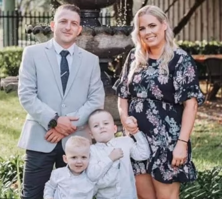 背痛误为经期靠班纳多止痛 34岁妈撑一年死于罕见血癌