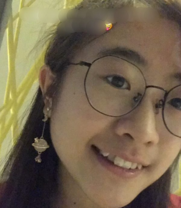 自称心理咨询师男子指报复父母·表姐留言反驳:家人给的爱与陪伴不少