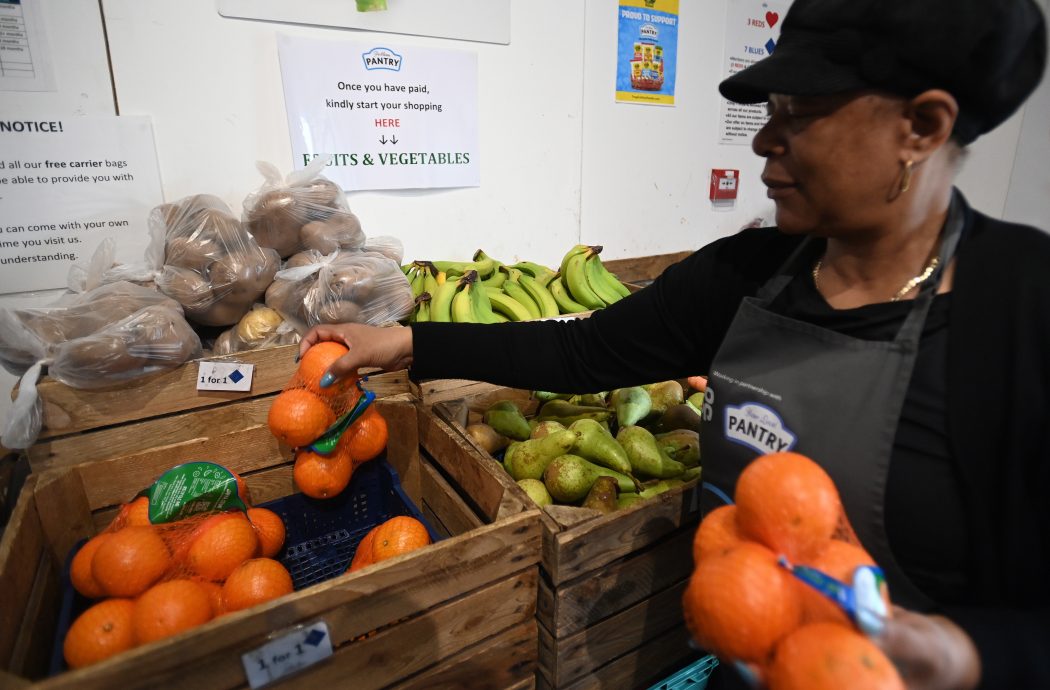 英格兰银行经济学家:英国人要接受越来越穷的事实