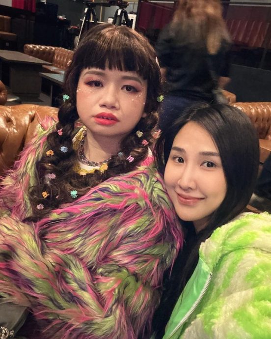 薛影仪新歌MV破100万 预告到迪士尼乐园扮公主