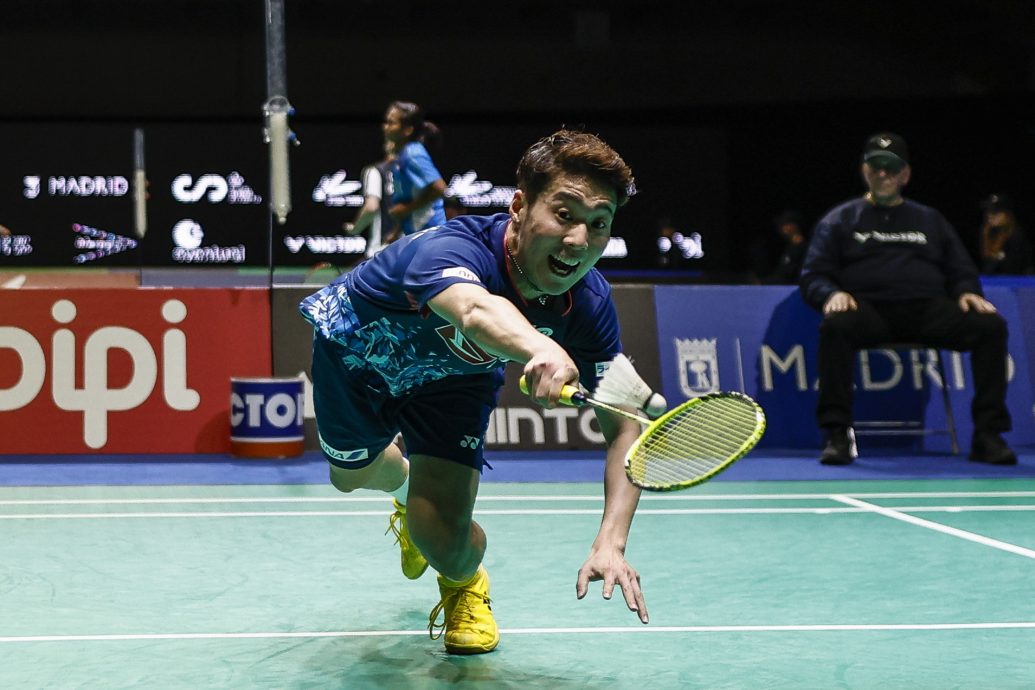 西班牙羽球超级300赛| 日本双雄闯男单半决赛  马琳4强斗印尼一姐