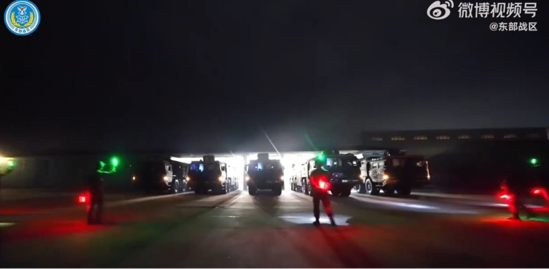 解放军东部战区发视频：“东风快递员”随时保持即停即打能力状态 