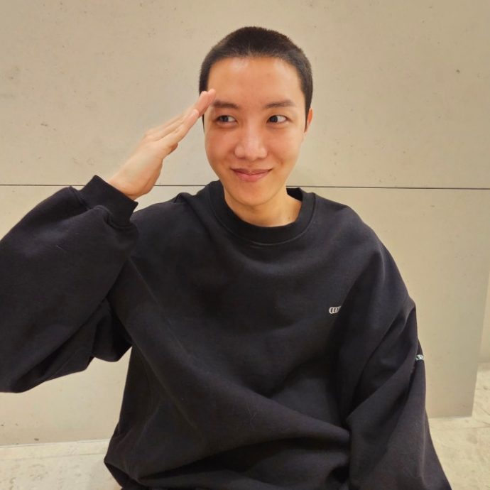 (设明天上网）BTS成员J-hope当兵爆耍特权　部队出面否认