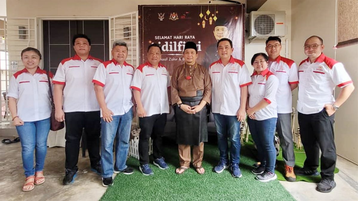 访砂与部长市长交流 嘉联青推广数学金杯赛