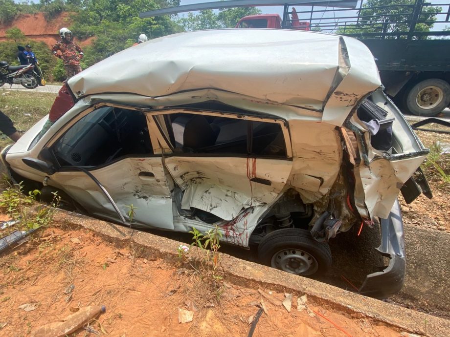 车失控撞反向罗里 2驾院教官身亡