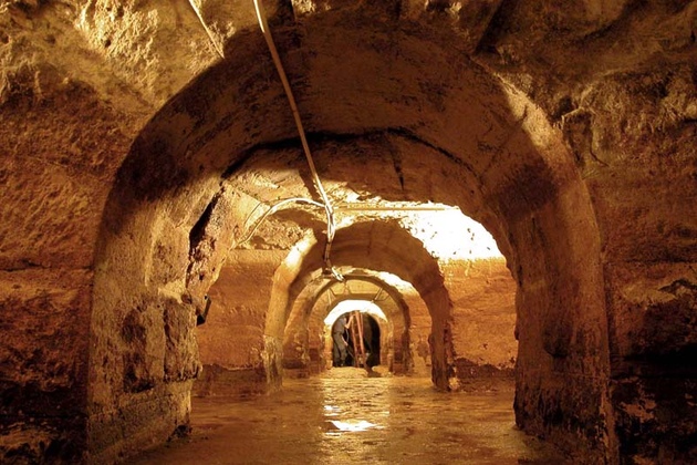 这个遗址每年仅开放2次！里斯本闹街“钻地洞”门票秒杀