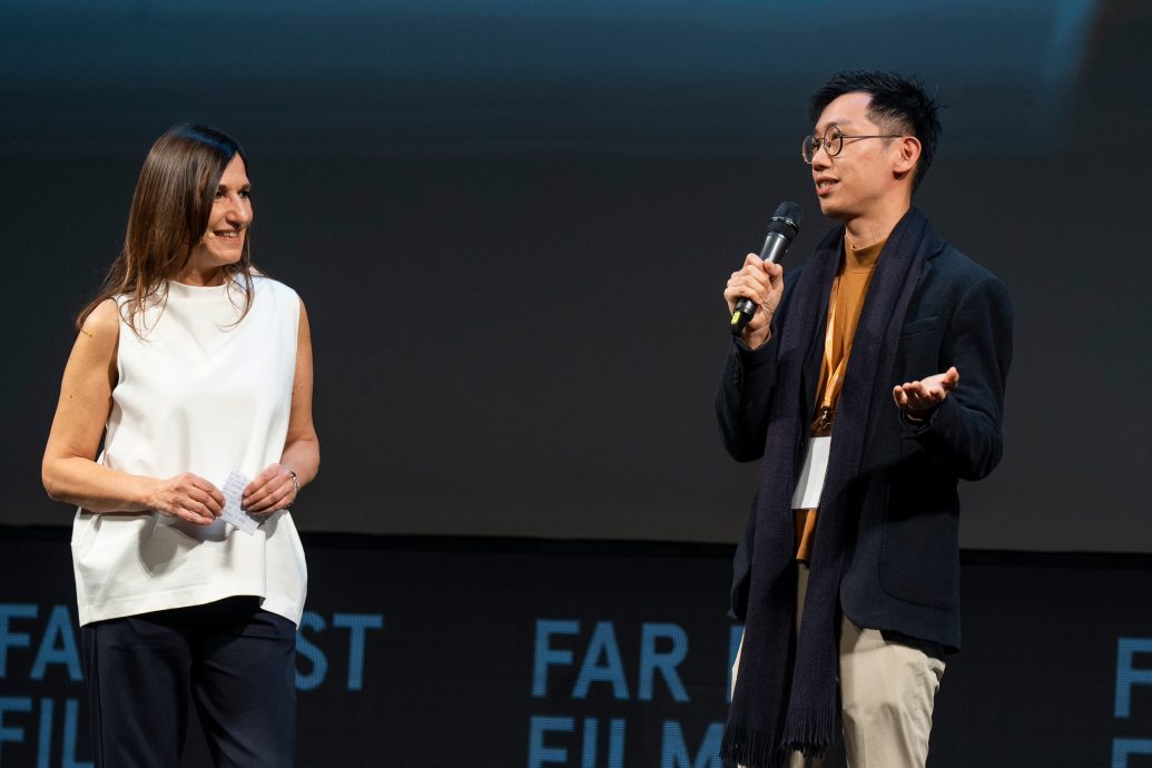 远东电影节｜刘国瑞何蔚庭“麻坡之光”喜同框 王礼霖自豪获观众热情掌声 