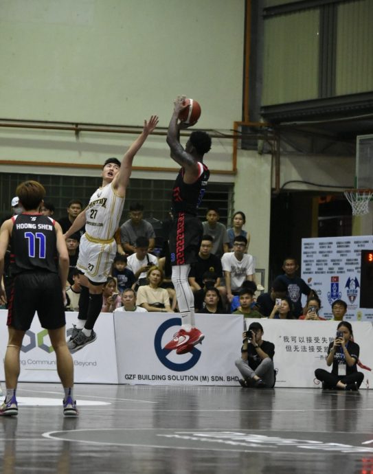 陈诗圣杯国际男篮邀请赛|2外援给力扳倒金群利 南虎主场旗开得胜