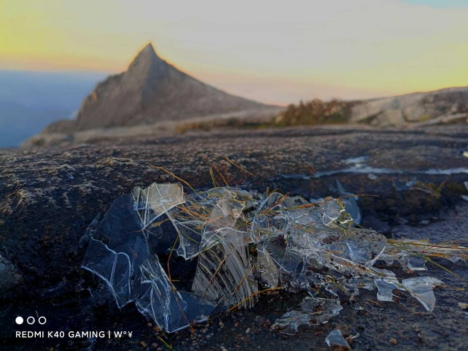 零下5摄氏度 神山冷到结冰