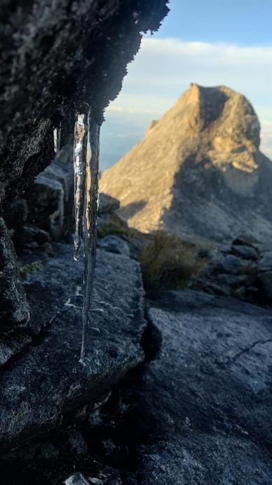零下5摄氏度 神山冷到结冰