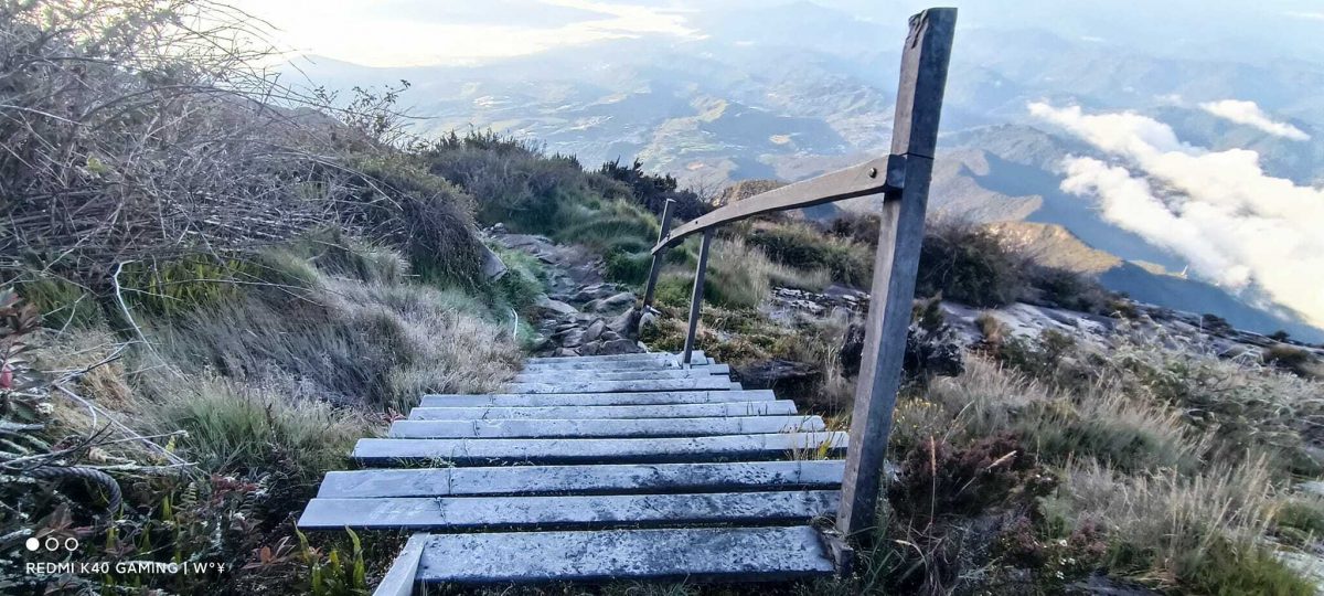零下5摄氏度 神山冷到结冰