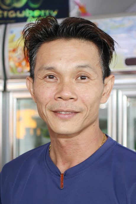 霹:未签网/第二版头/天气酷热消暑解渴 西瓜木瓜热销