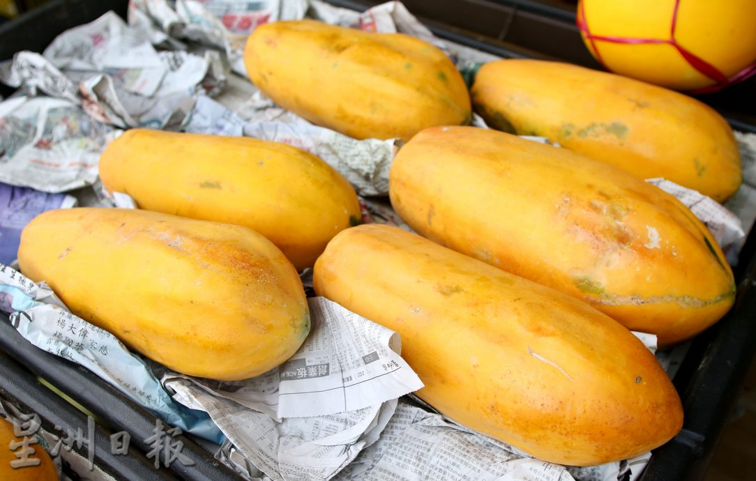 霹:未签网/第二版头/天气酷热消暑解渴 西瓜木瓜热销