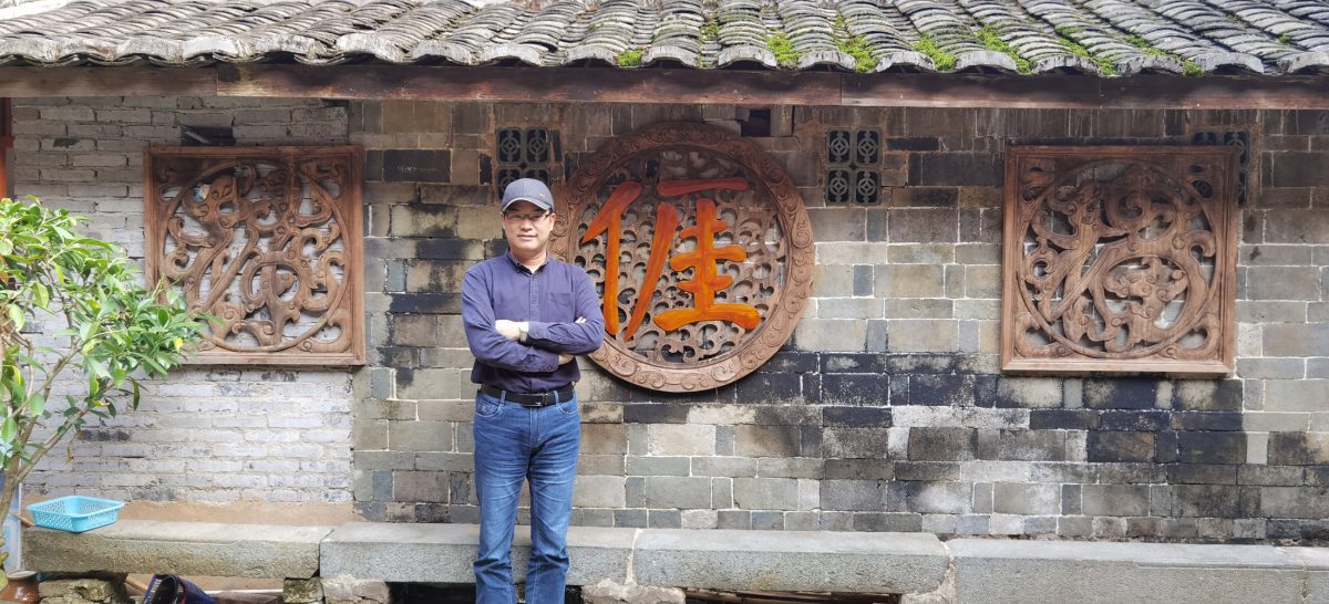 霹:版头/郭小刚:硫琅割胶女消失 大马客家山歌继传唱