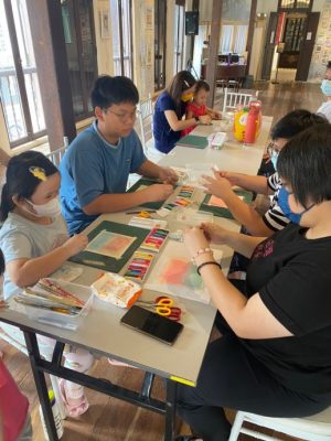 霹:预编版头/《一路有你》日本和谐粉彩艺术展至30日