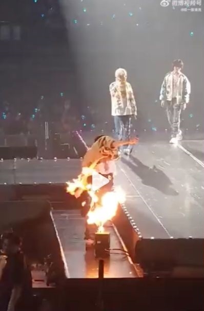 韩男团成员突遭火烧身 骇人画面曝光
