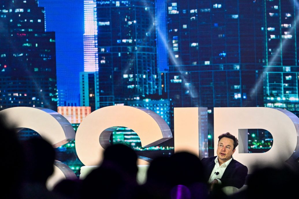 马斯克试图安抚推特广告客户 允贴仇恨言论 但不会给麦克风