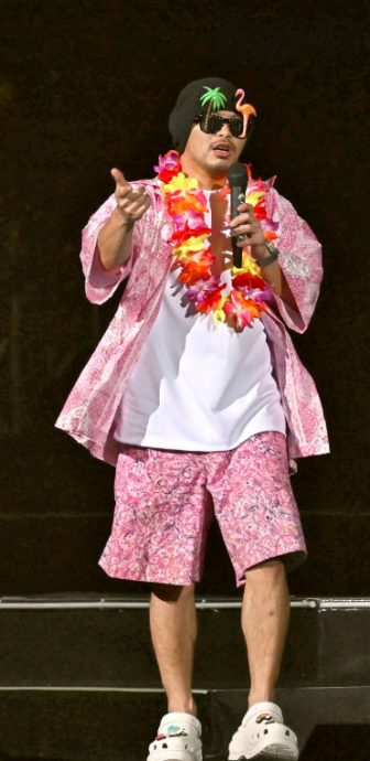 黄明志攻蛋18禁  柯文哲飙破音叹钱难赚