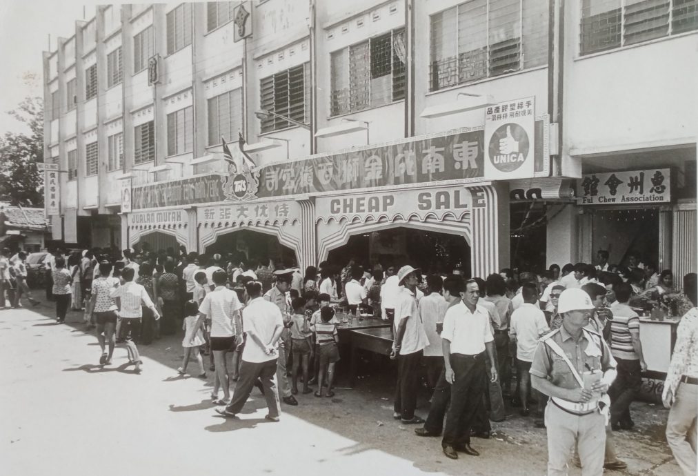 （古城封底主文）乡镇情深-甘榜爪哇逐渐消失在发展洪流