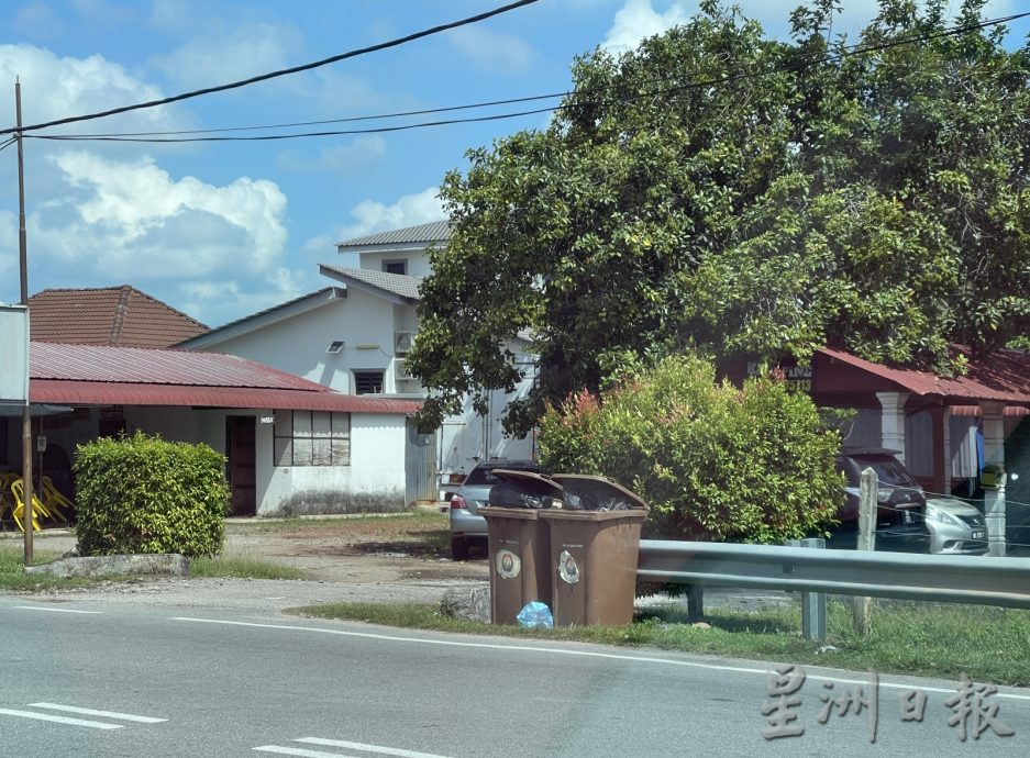 （古城第三版主文）遭小贩滥用·市厅将棕色垃圾桶数量砍半