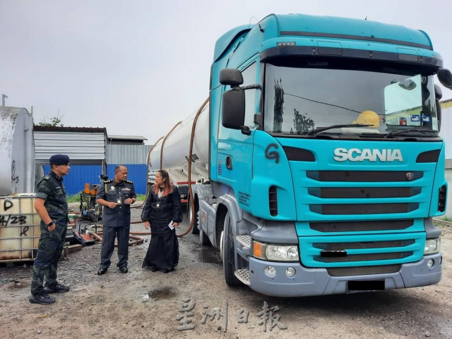 (古城第二版主文)非法集团使用合法油槽车为烟幕,非法出售津贴柴油