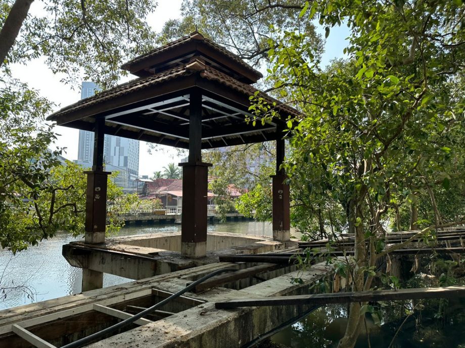(古城第五版主文)甲沿河走道次期工程料五月竣工 刘志俍促市政厅监督完工