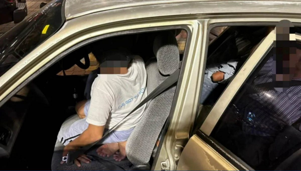 (大北马)3柬埔寨肢障男被稣用行乞