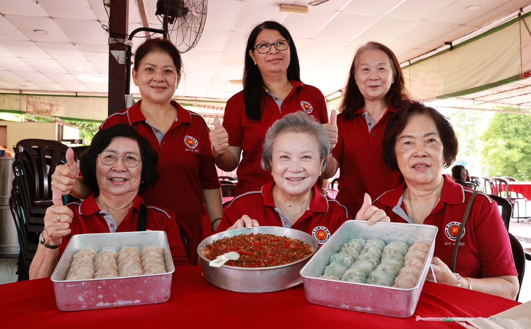 吉中潮馆青年团办美食亲子活动,场面欢乐融融