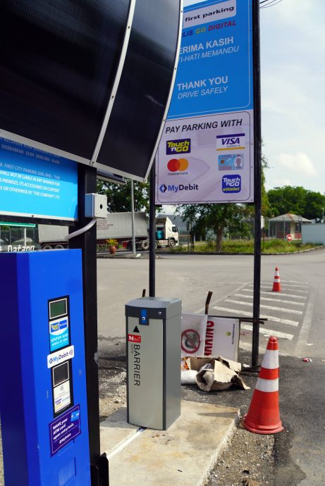 (大北马)巴东勿刹Gapura Square商区今起无现金停车收费,每次进入收费3令吉