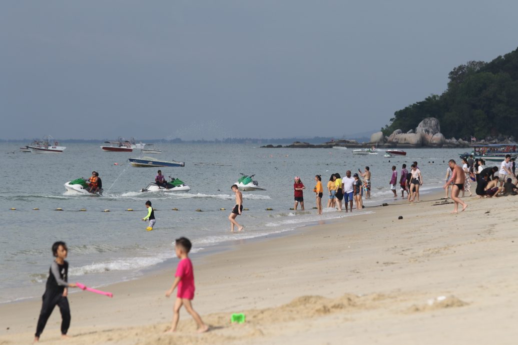 (大北马)旅游业回弹至65% 曹观友:相信年秒超越疫情前水平