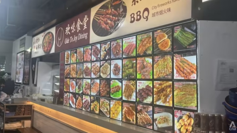(已签发)柔:狮城二三事:一些食肆称不知卖蚕蛹菜肴是犯法已停卖 狮城食品局展开调查