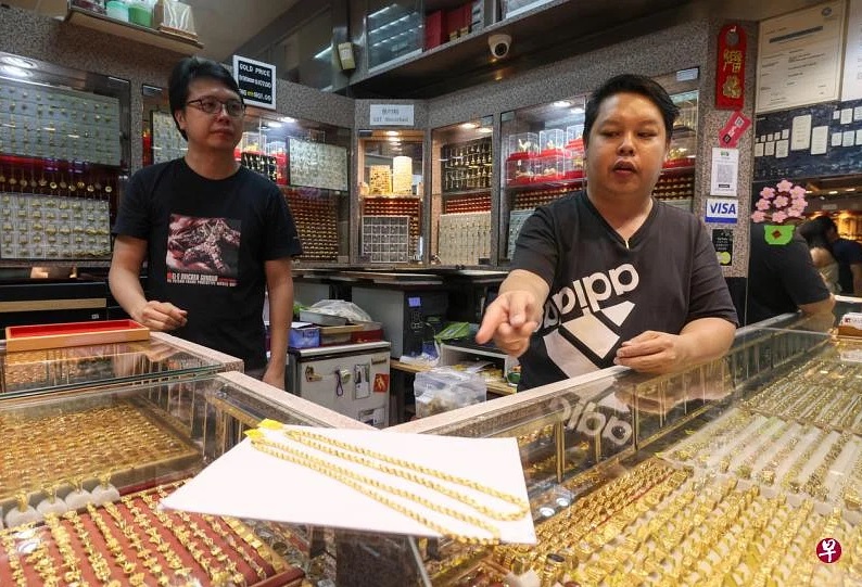 (已签发)柔:狮城二三事:佯装买金饰拿了就跑 14岁少年被捕