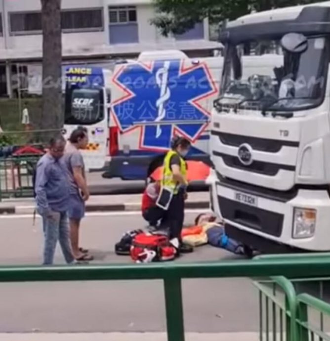 (已签发)柔:狮城二三事:勿洛遭垃圾车撞倒 八旬妇恐截肢