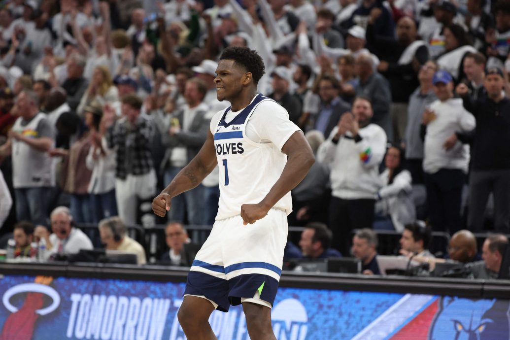 NBA季后赛|勇士2连胜战平国王 木狼力拒金块横扫