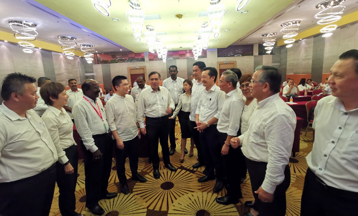 NS封底主文/陆兆福:要成为最厉害销售员,向选民推销“希盟的好”