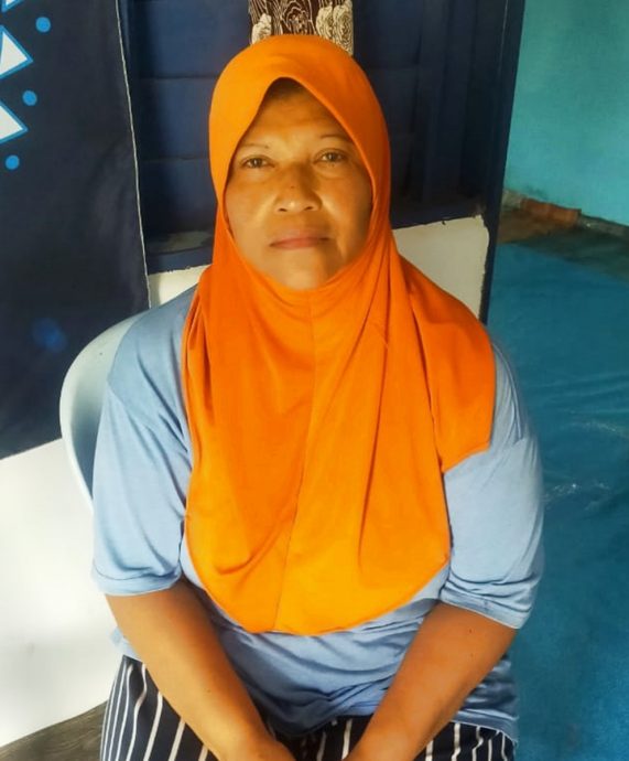 NS朱湖:“一母能养3儿女,3儿却不能赡养一个妈!”独居寡妇痛哭“只能等死”