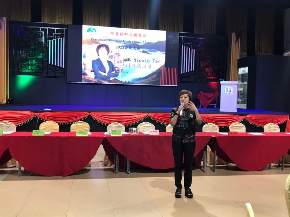 NS芙蓉/陈丽群:别小看垃圾,垃圾阻塞会致闪电水灾