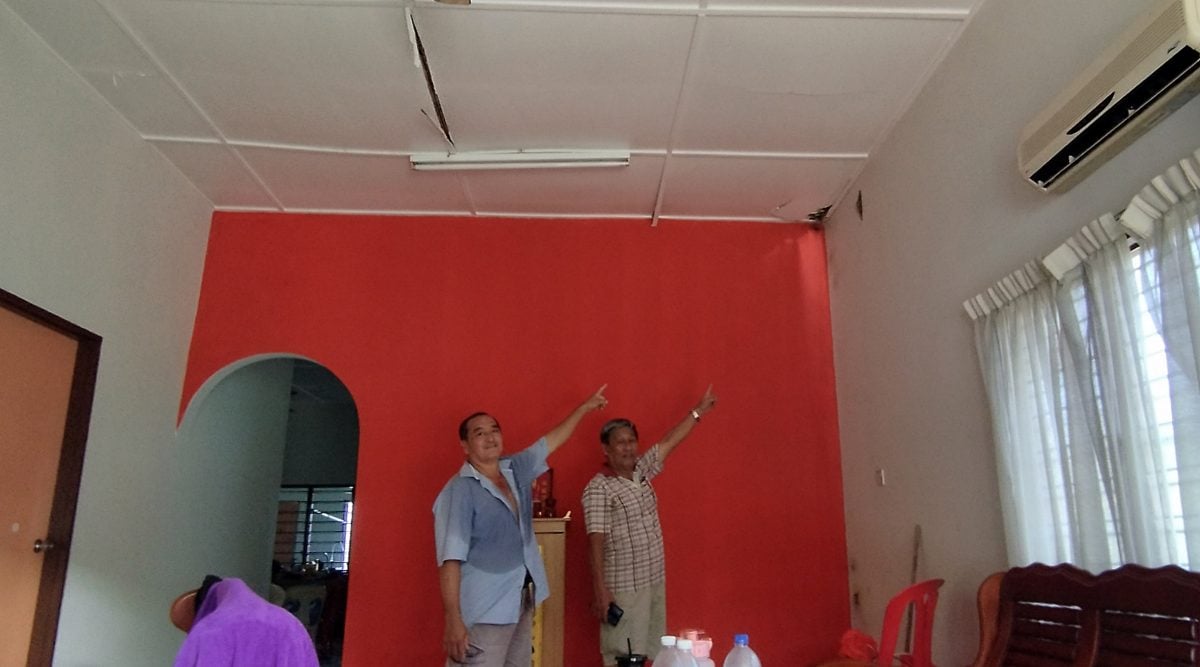 NS芦骨/闪电击中住家穿墙毁电箱插座