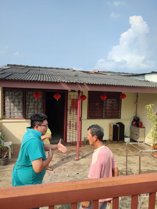 NS马口:艳阳天竟然吹起强风，马口平民屋4间住家被掀开屋瓦