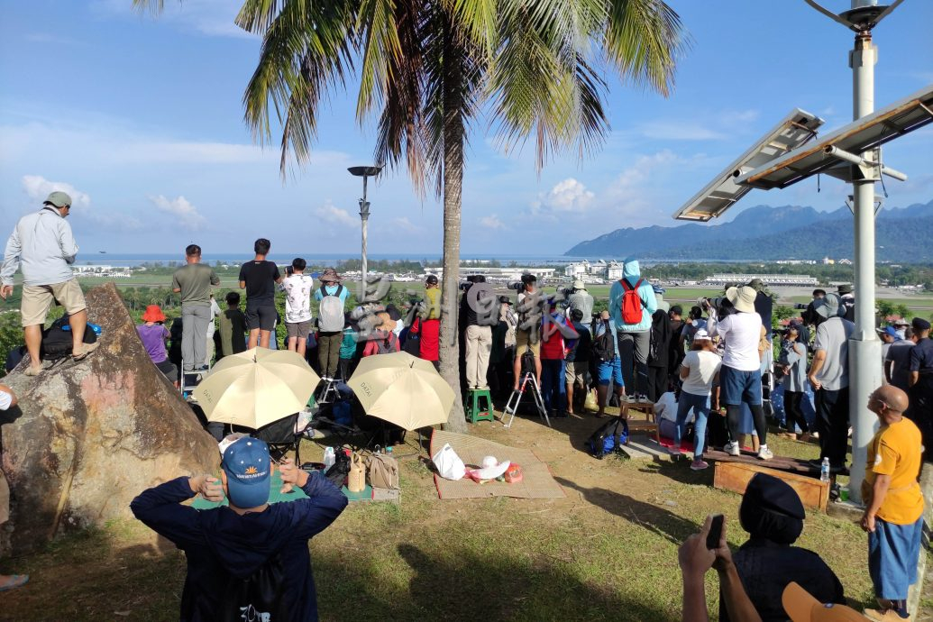 2023年浮罗交怡国际海空展 首天气氛不如以往炽热