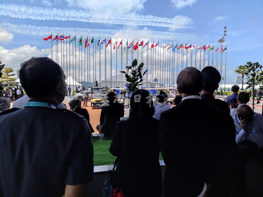 2023年浮罗交怡国际海空展 首天气氛不如以往炽热