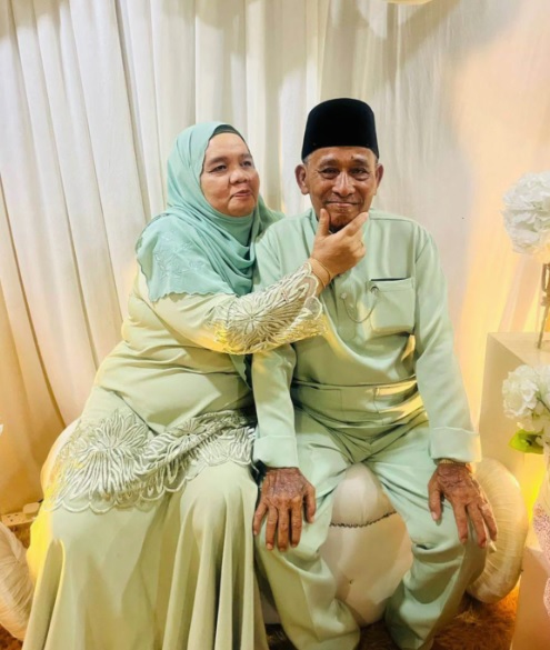  44年前离婚各育13及6孩子  70岁老翁再娶60岁发妻