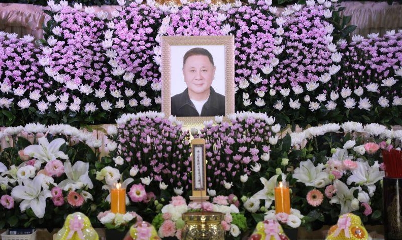 69岁冯宝宝台送别宗华  来不及合作《貂蝉》留憾