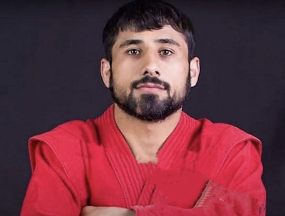 7岁童遭教练断颈虐死 妈妈就在教室外